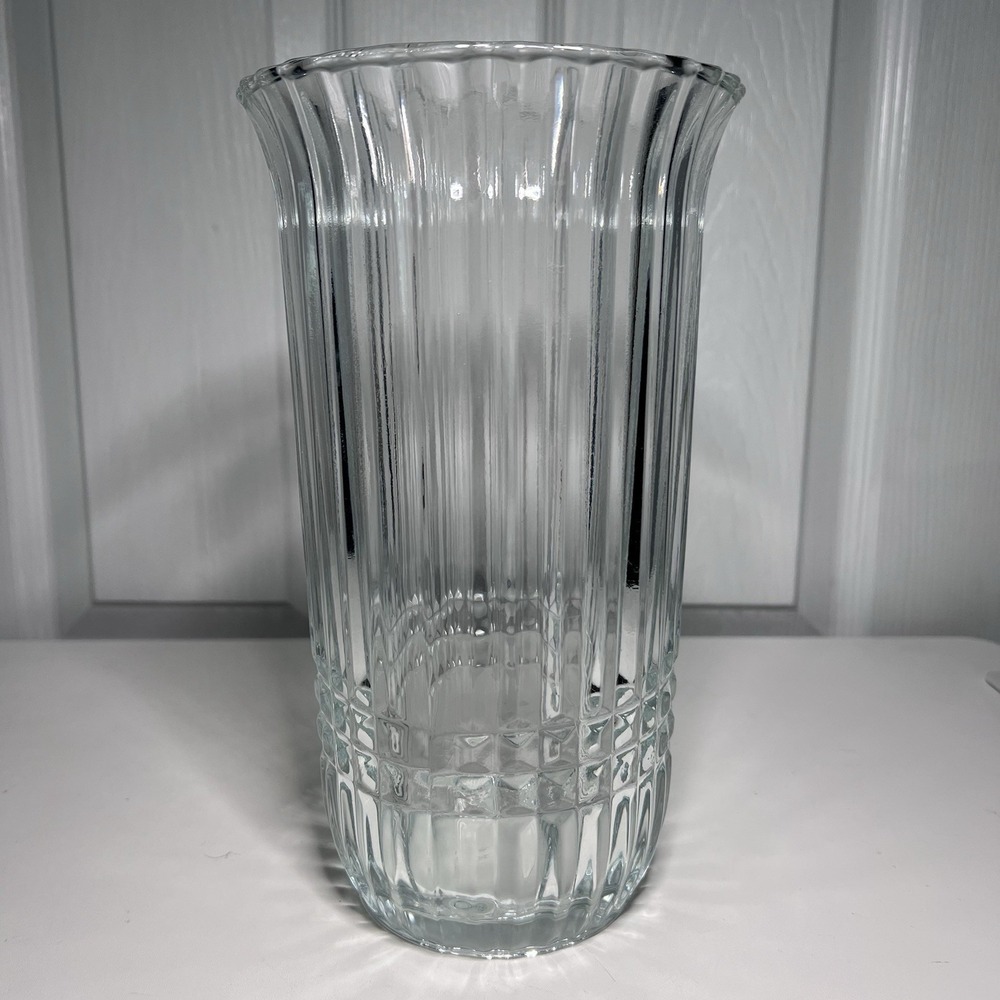 Vintage FTDA 1986 Clear Crystal Glass Ribbed Flower Vase 9" Weighted Base‎